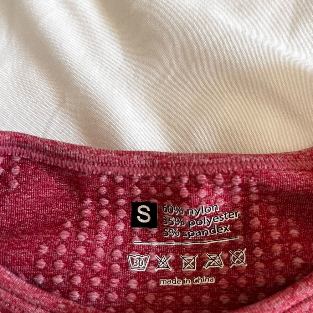 Red workout top - Picture 2 of 3